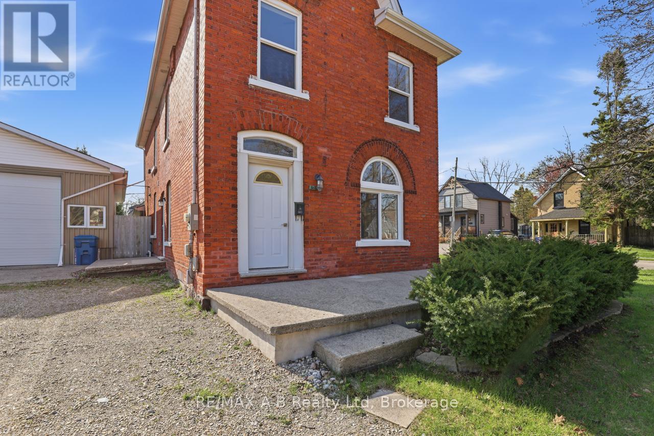 307 Nelson Street, Stratford, Ontario  N5A 2K5 - Photo 2 - X12811596