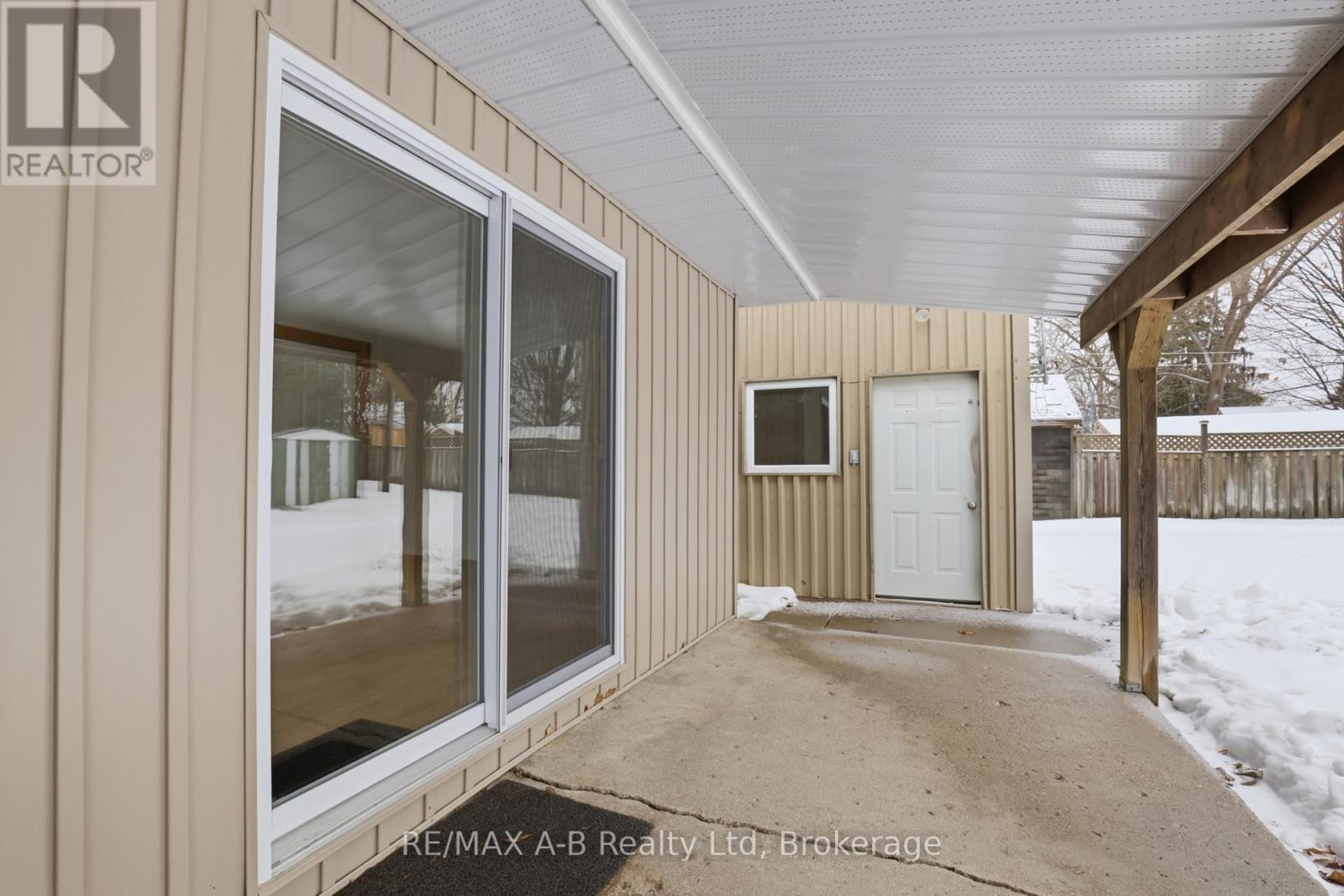 307 Nelson Street, Stratford, Ontario  N5A 2K5 - Photo 33 - X12811596