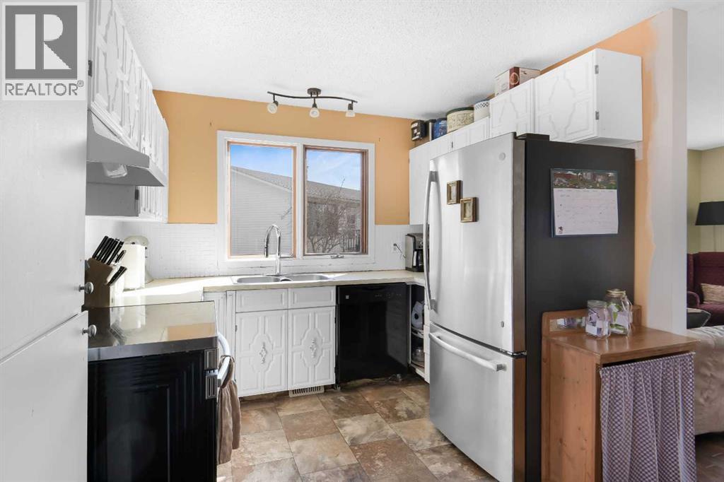 9221 101 Avenue, Sexsmith, Alberta  T0H 3C0 - Photo 8 - A2303820