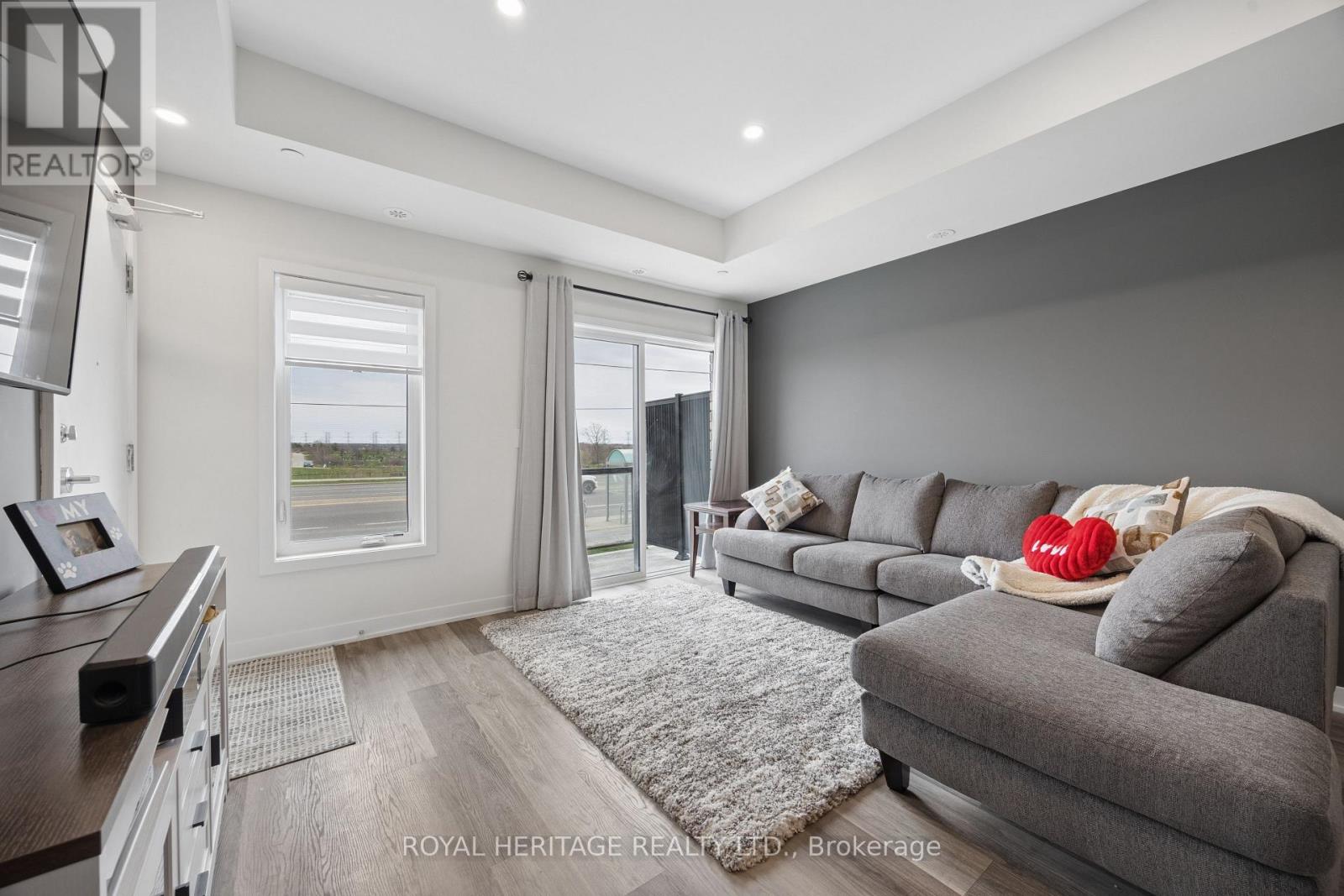 206 - 1695 Dersan Street, Pickering, Ontario  L1X 0S9 - Photo 10 - E13047690