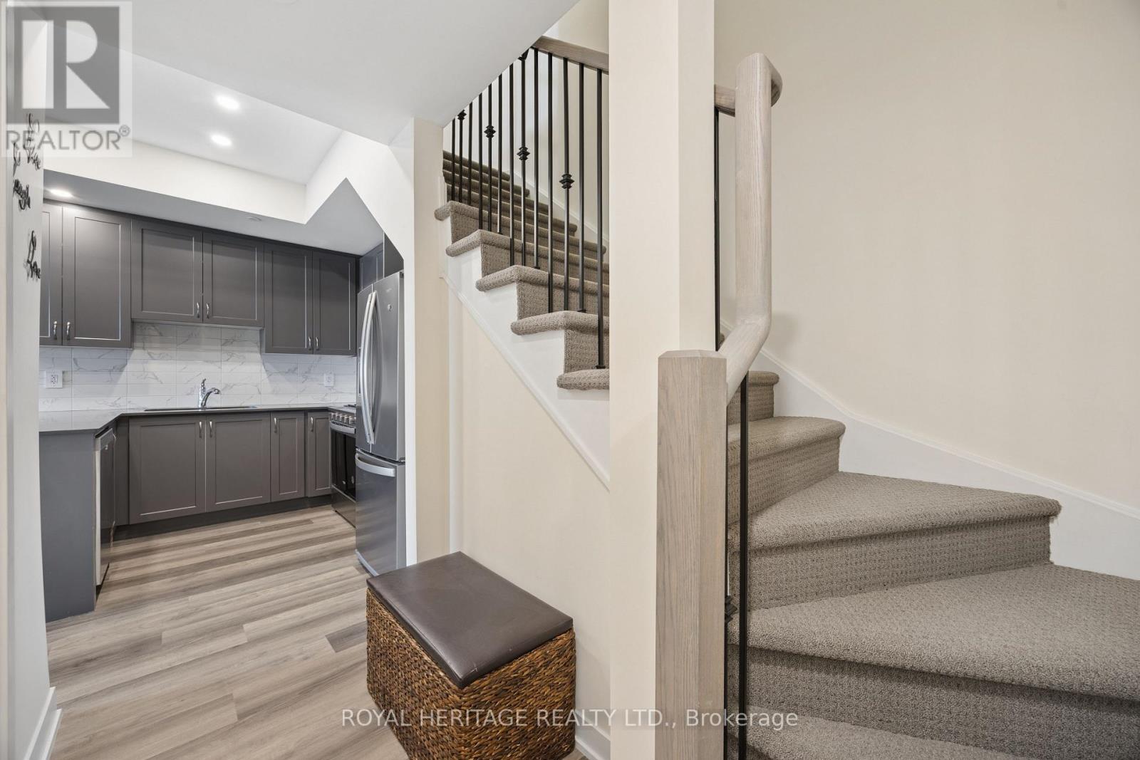 206 - 1695 Dersan Street, Pickering, Ontario  L1X 0S9 - Photo 17 - E13047690