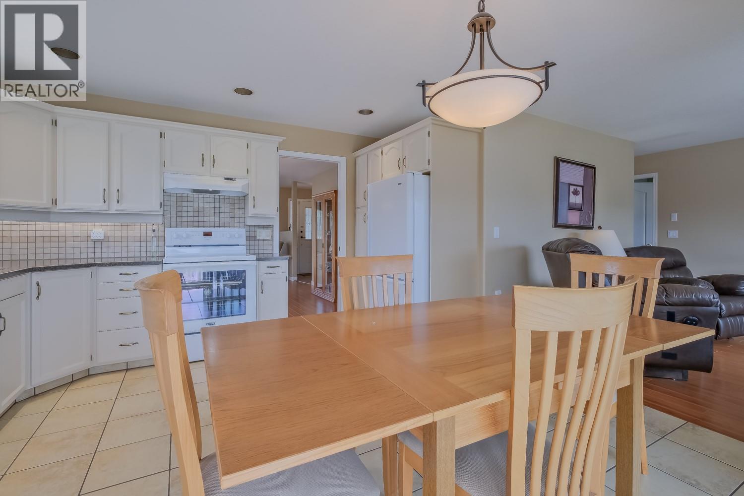 404 Ridge Court, Penticton, British Columbia  V2A 8N7 - Photo 15 - 10384960