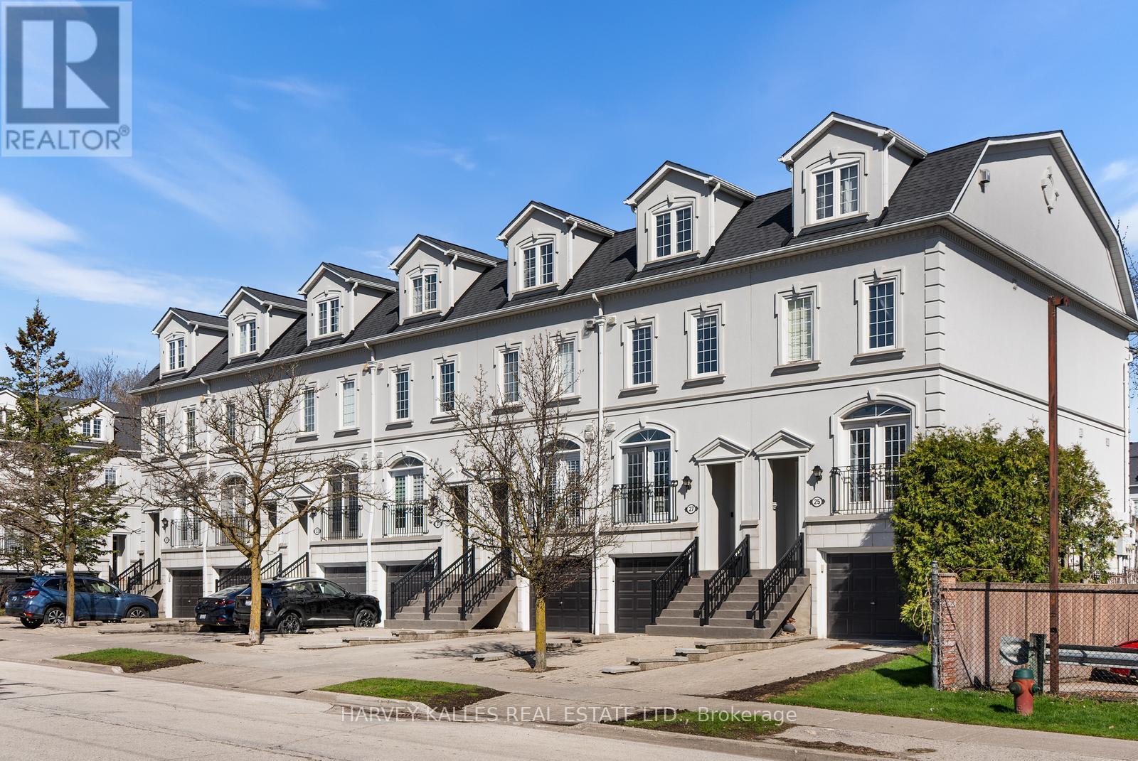 27 BENSON AVENUE, richmond hill (mill pond), Ontario