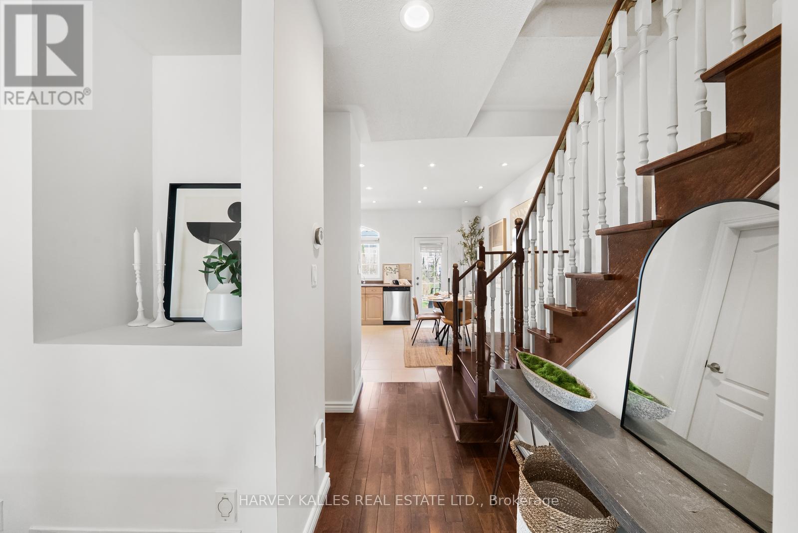 27 Benson Avenue, Richmond Hill (Mill Pond), Ontario  L4C 4E5 - Photo 17 - N13047774