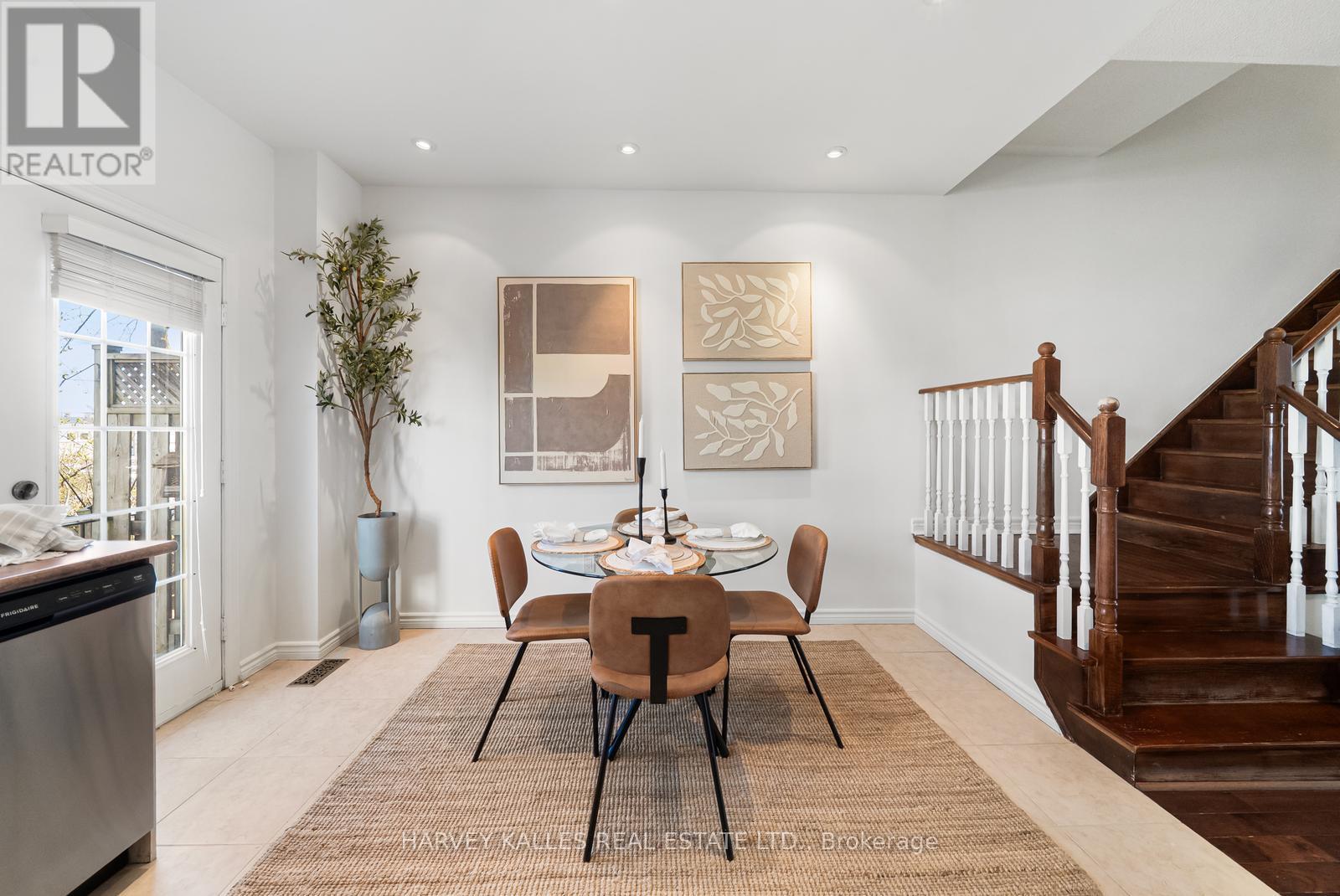 27 Benson Avenue, Richmond Hill (Mill Pond), Ontario  L4C 4E5 - Photo 23 - N13047774