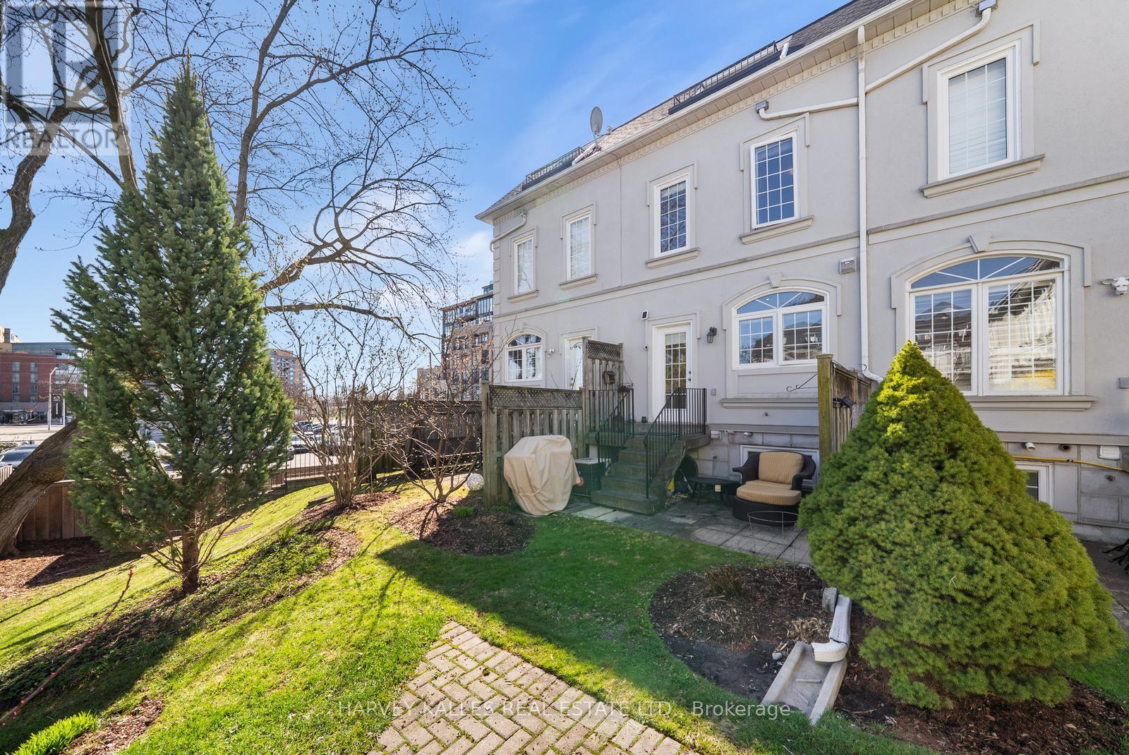 27 Benson Avenue, Richmond Hill (Mill Pond), Ontario  L4C 4E5 - Photo 48 - N13047774