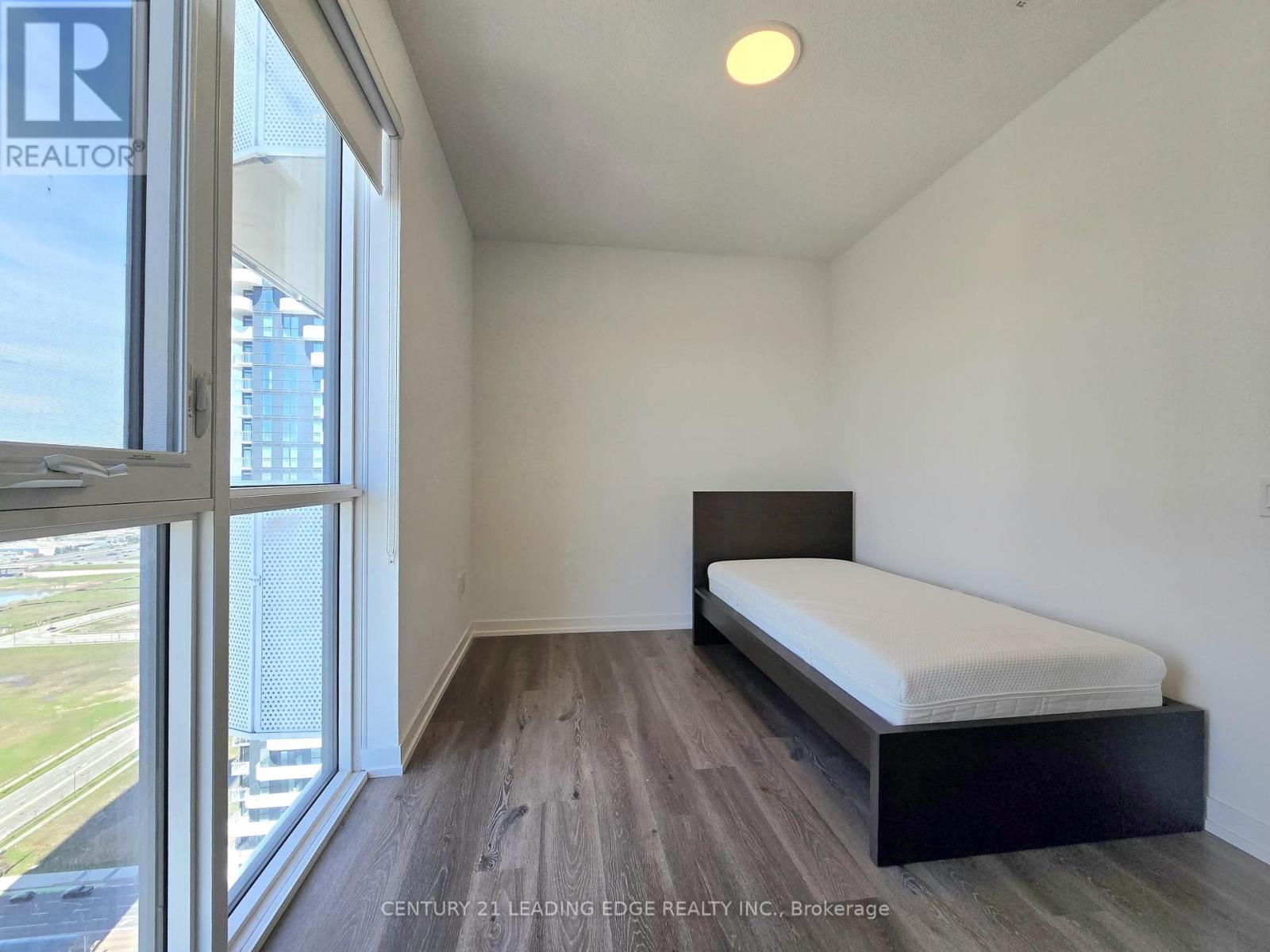 4012 - 28 Interchange Way, Vaughan (Vaughan Corporate Centre), Ontario  L4K 0P8 - Photo 11 - N13047782