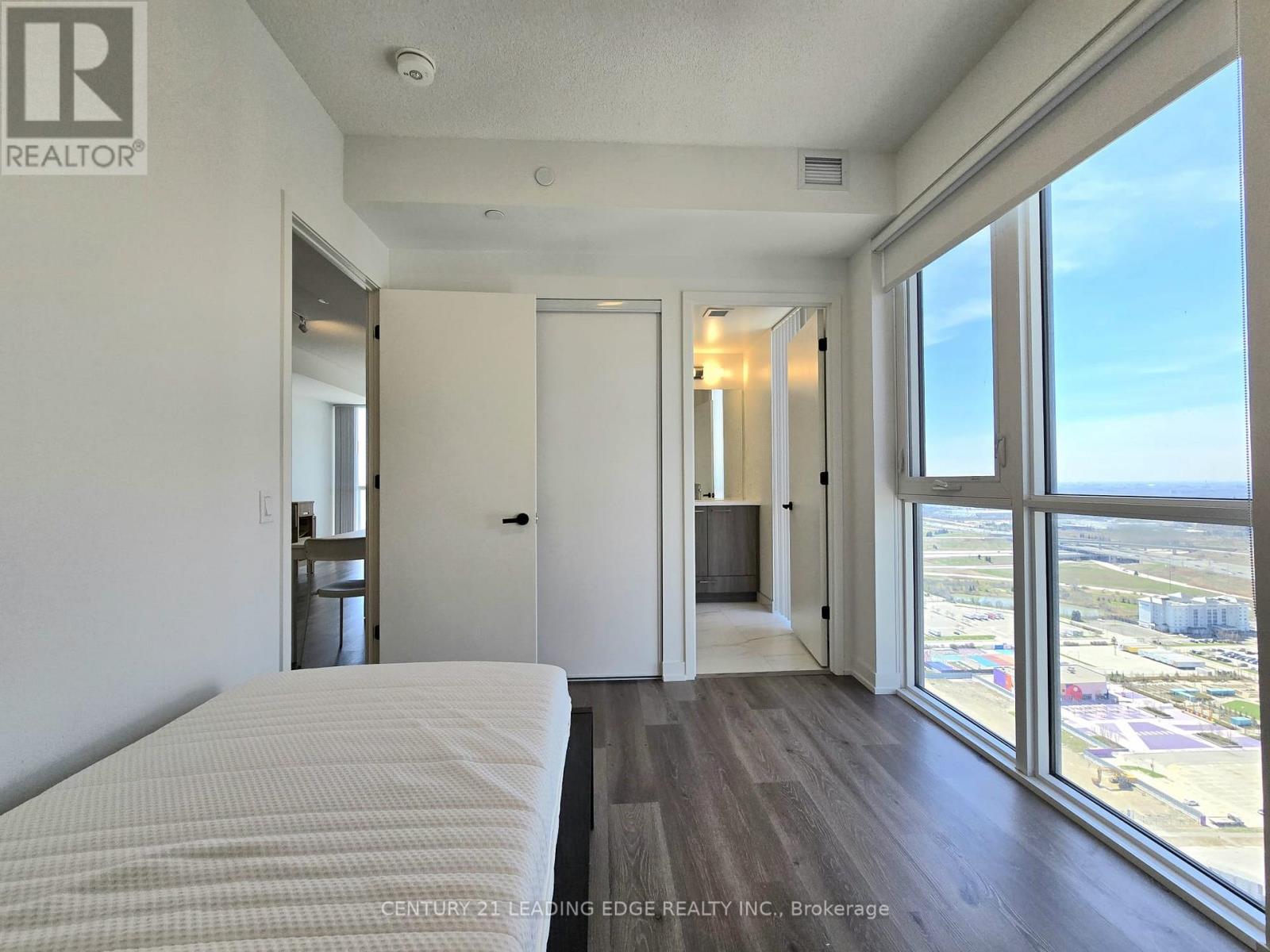 4012 - 28 Interchange Way, Vaughan (Vaughan Corporate Centre), Ontario  L4K 0P8 - Photo 12 - N13047782