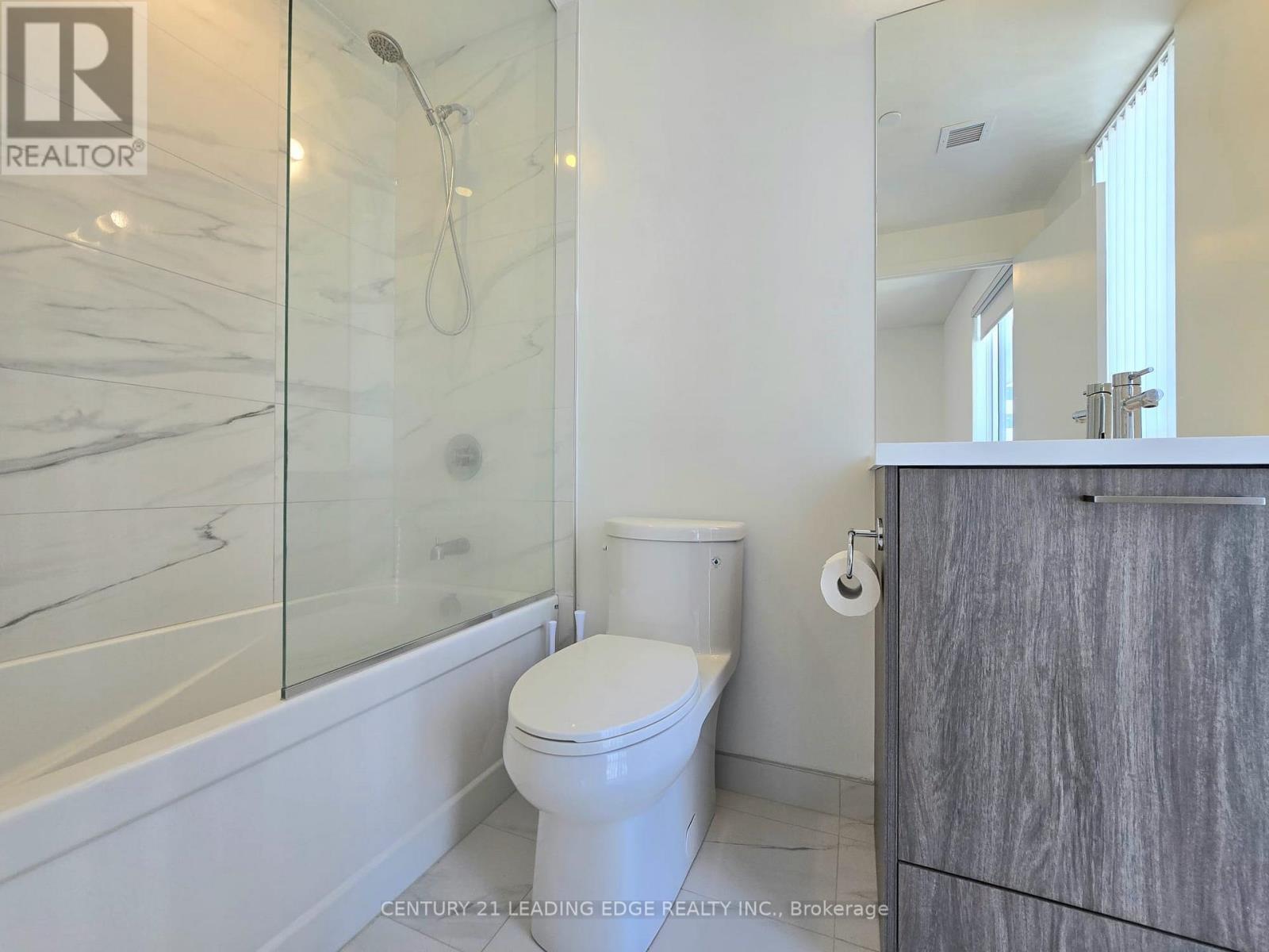 4012 - 28 Interchange Way, Vaughan (Vaughan Corporate Centre), Ontario  L4K 0P8 - Photo 8 - N13047782