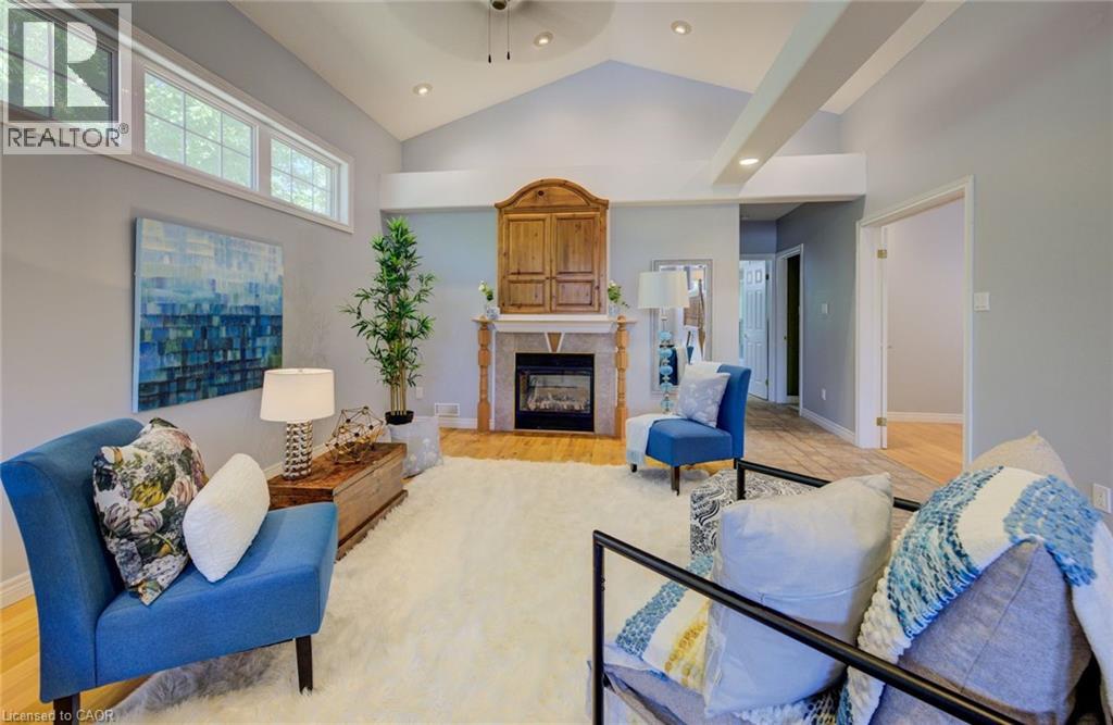 2 Smetana Drive, Kitchener, Ontario  N2B 3B8 - Photo 12 - 40824346