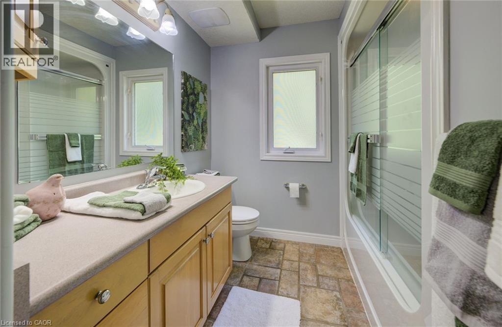 2 Smetana Drive, Kitchener, Ontario  N2B 3B8 - Photo 25 - 40824346