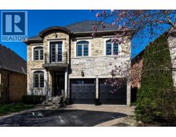 195 POMONA Avenue, burlington, Ontario