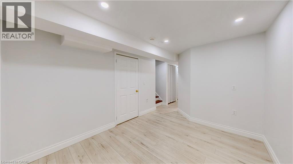 133 Wake Robin Drive, Kitchener, Ontario  N2E 3L6 - Photo 10 - 40824288