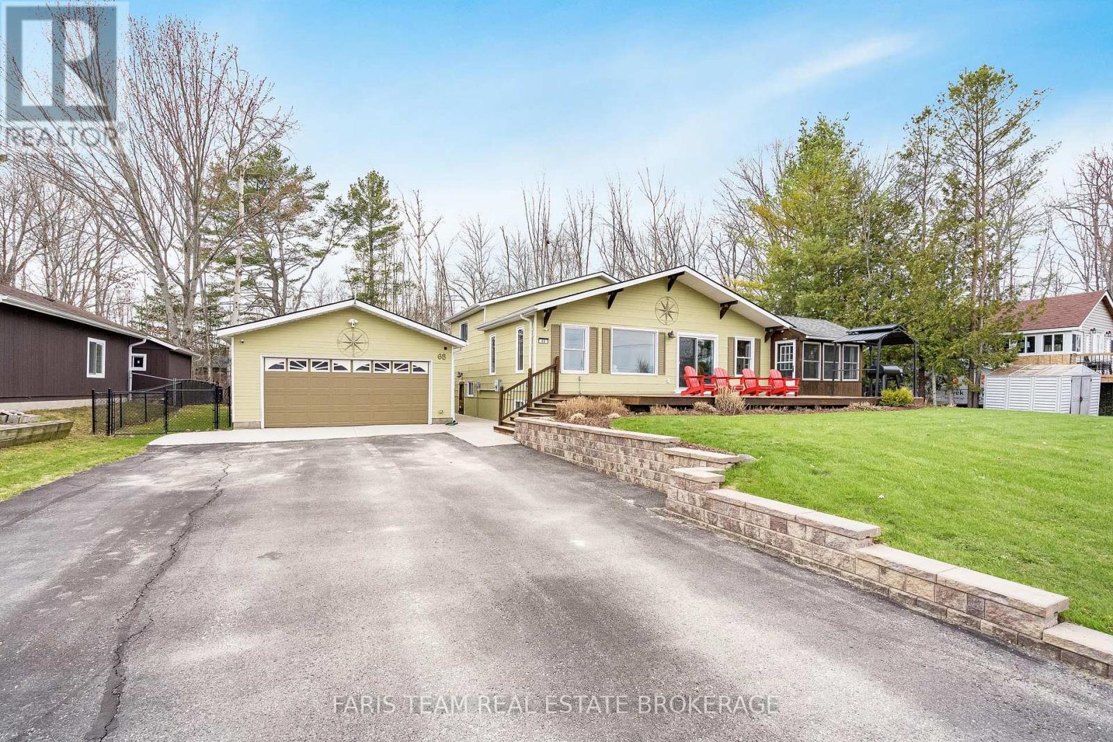 68 Bayside Avenue, Tay, Ontario  L0K 2A0 - Photo 3 - S13047816