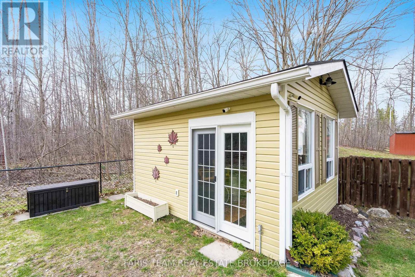 68 Bayside Avenue, Tay, Ontario  L0K 2A0 - Photo 32 - S13047816