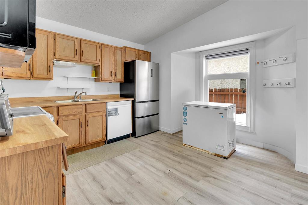 157 Devonshire Drive, Winnipeg, Manitoba  R2C 4G9 - Photo 8 - 202608415