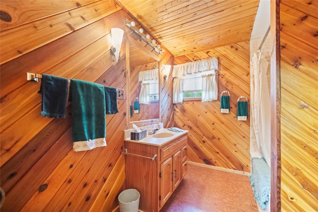 25 Pixieland, West Hawk Lake Road, West Hawk Lake, Manitoba  R0E 0N0 - Photo 19 - 202608421