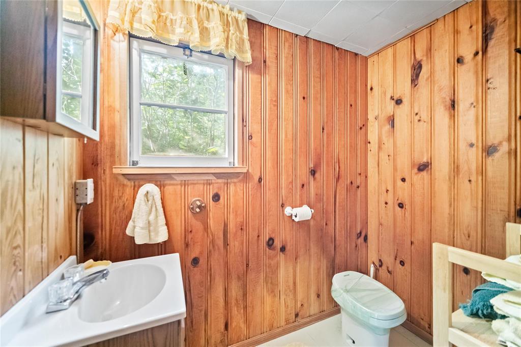 25 Pixieland, West Hawk Lake Road, West Hawk Lake, Manitoba  R0E 0N0 - Photo 33 - 202608421