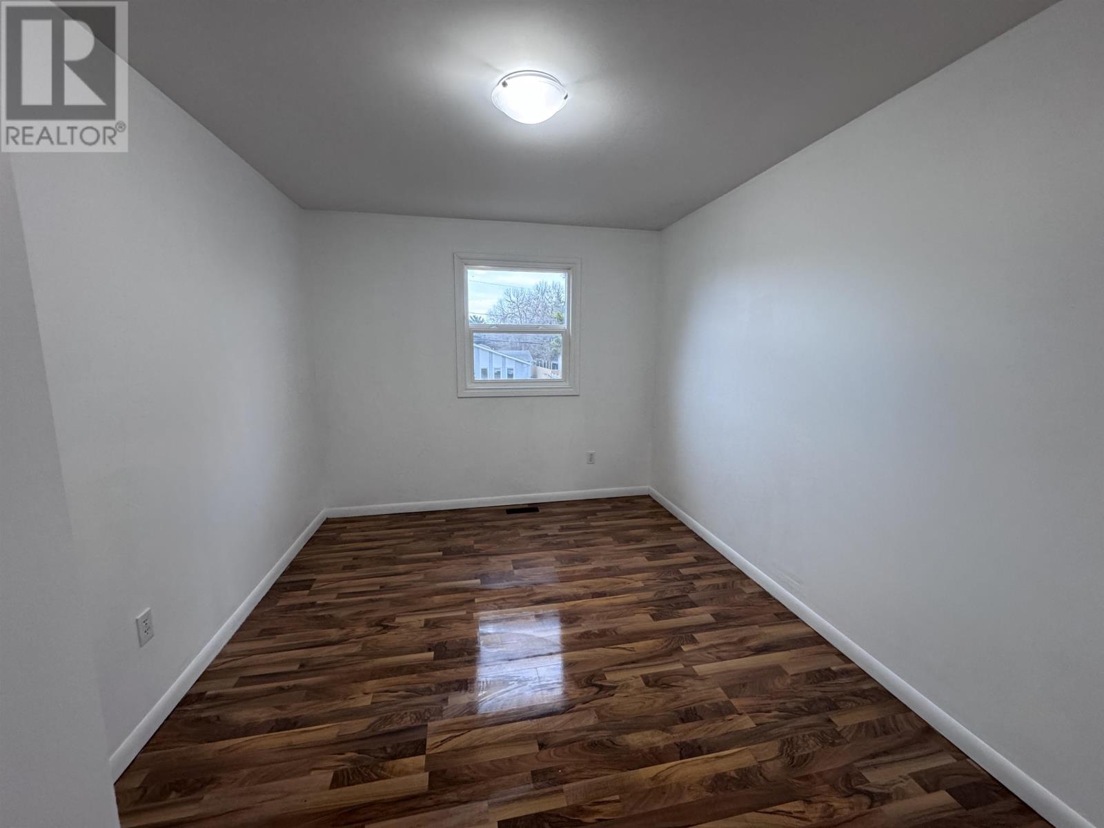 1039 Williams Ave, Fort Frances, Ontario  P9A 3P4 - Photo 16 - TB2600802