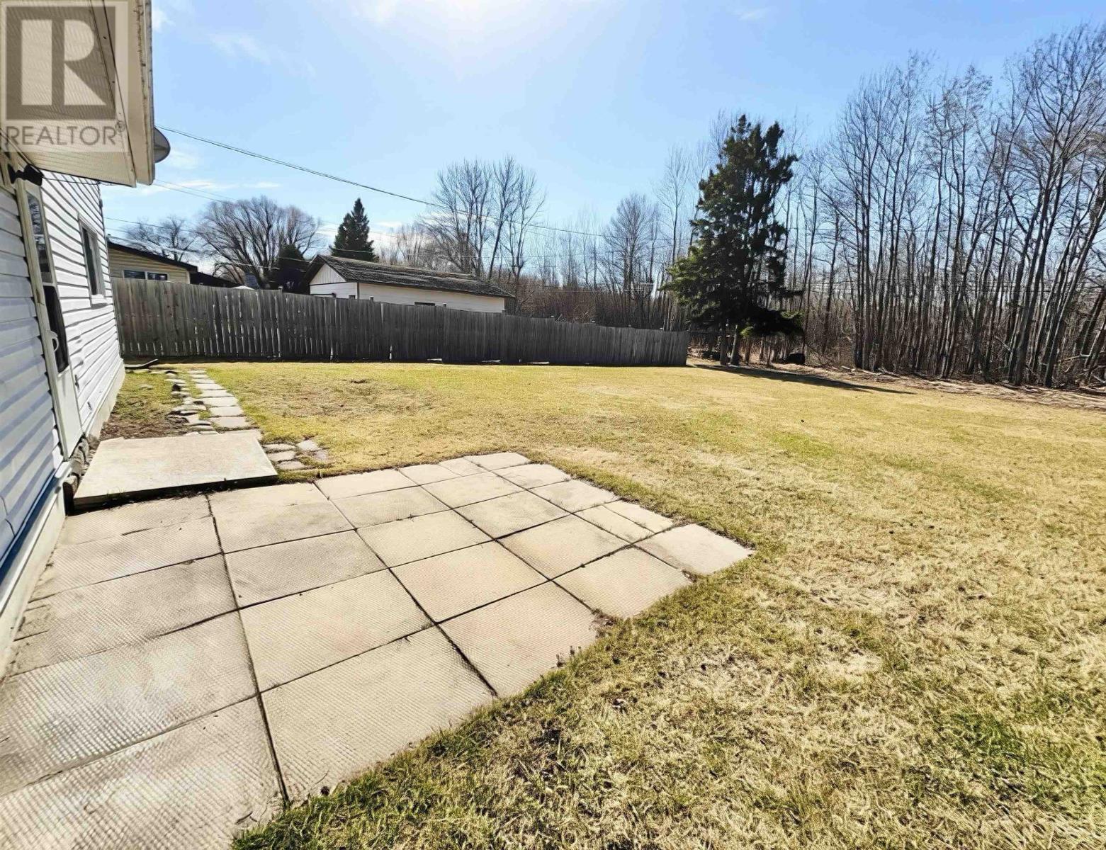 1039 Williams Ave, Fort Frances, Ontario  P9A 3P4 - Photo 22 - TB2600802