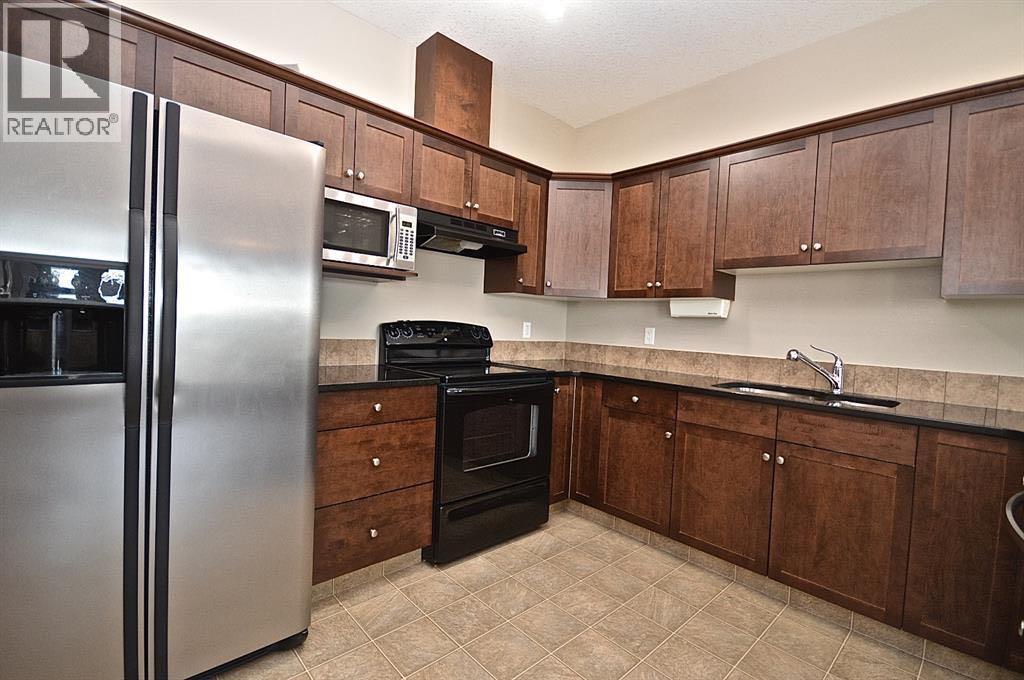 10, 298 Somerset Way Se, Medicine Hat, Alberta  T1B 0E9 - Photo 8 - A2305138