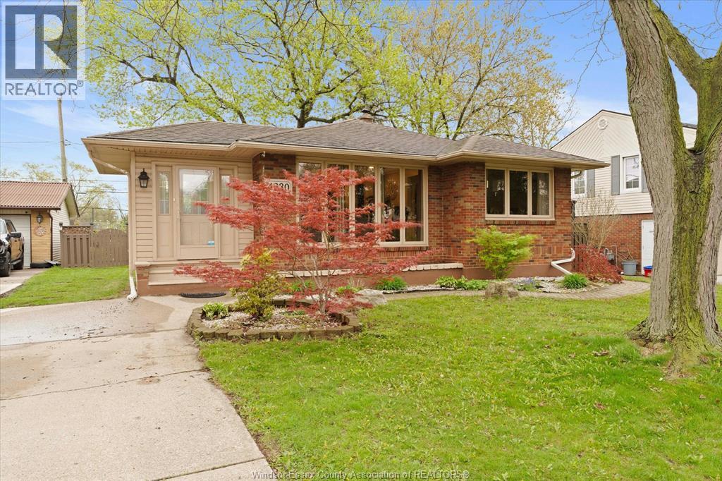 4330 MOUNT ROYAL, Windsor, Ontario