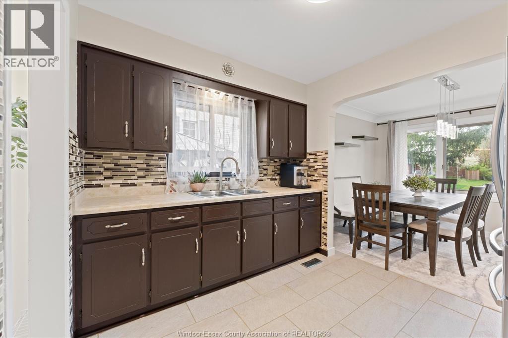 4330 Mount Royal, Windsor, Ontario  N9G 2C4 - Photo 21 - 26009270