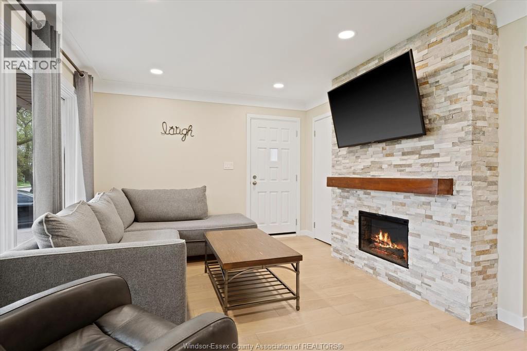 4330 Mount Royal, Windsor, Ontario  N9G 2C4 - Photo 12 - 26009270