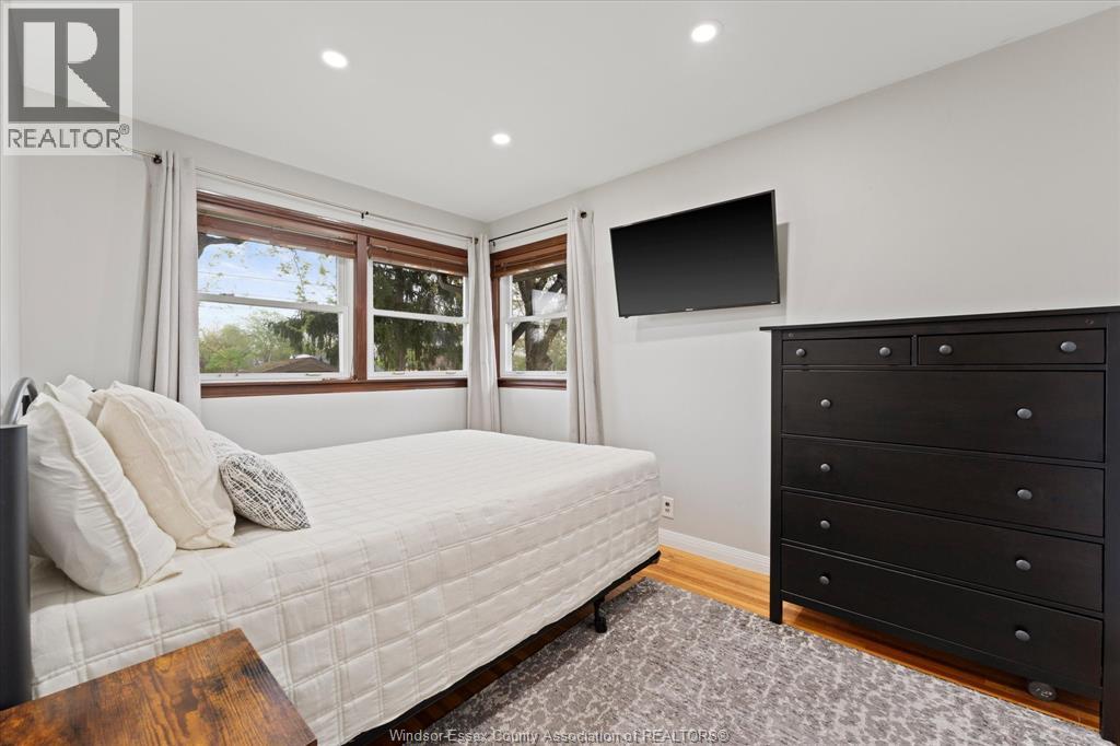 4330 Mount Royal, Windsor, Ontario  N9G 2C4 - Photo 27 - 26009270