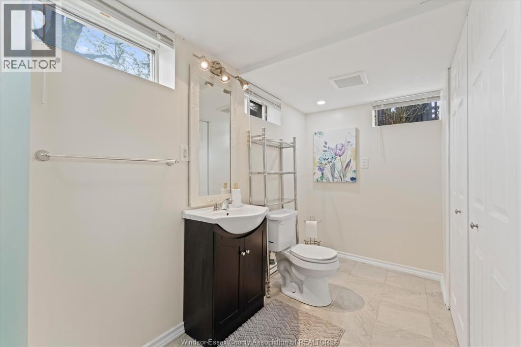 4330 Mount Royal, Windsor, Ontario  N9G 2C4 - Photo 35 - 26009270