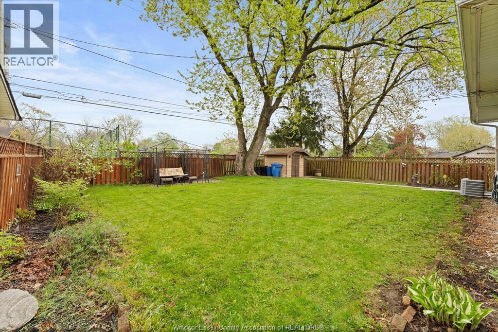4330 Mount Royal, Windsor, Ontario  N9G 2C4 - Photo 37 - 26009270