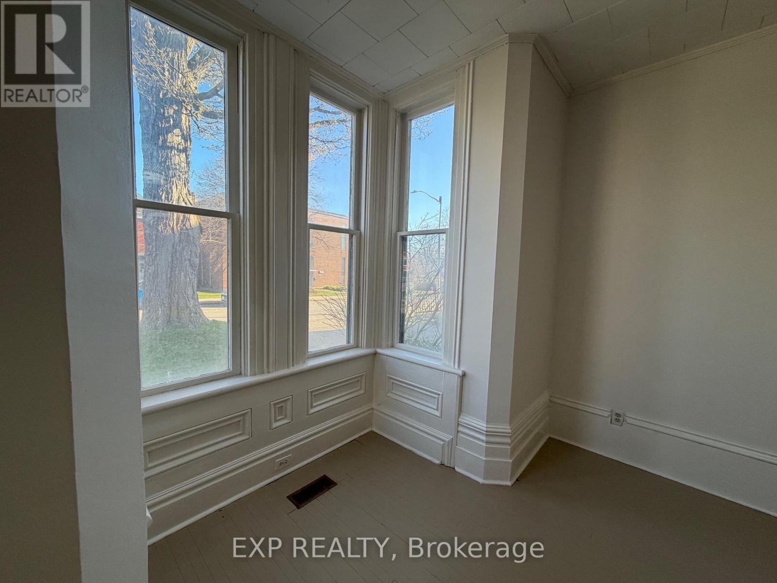 Main - 30 First Avenue, Orangeville, Ontario  L9W 1H8 - Photo 11 - W13047768