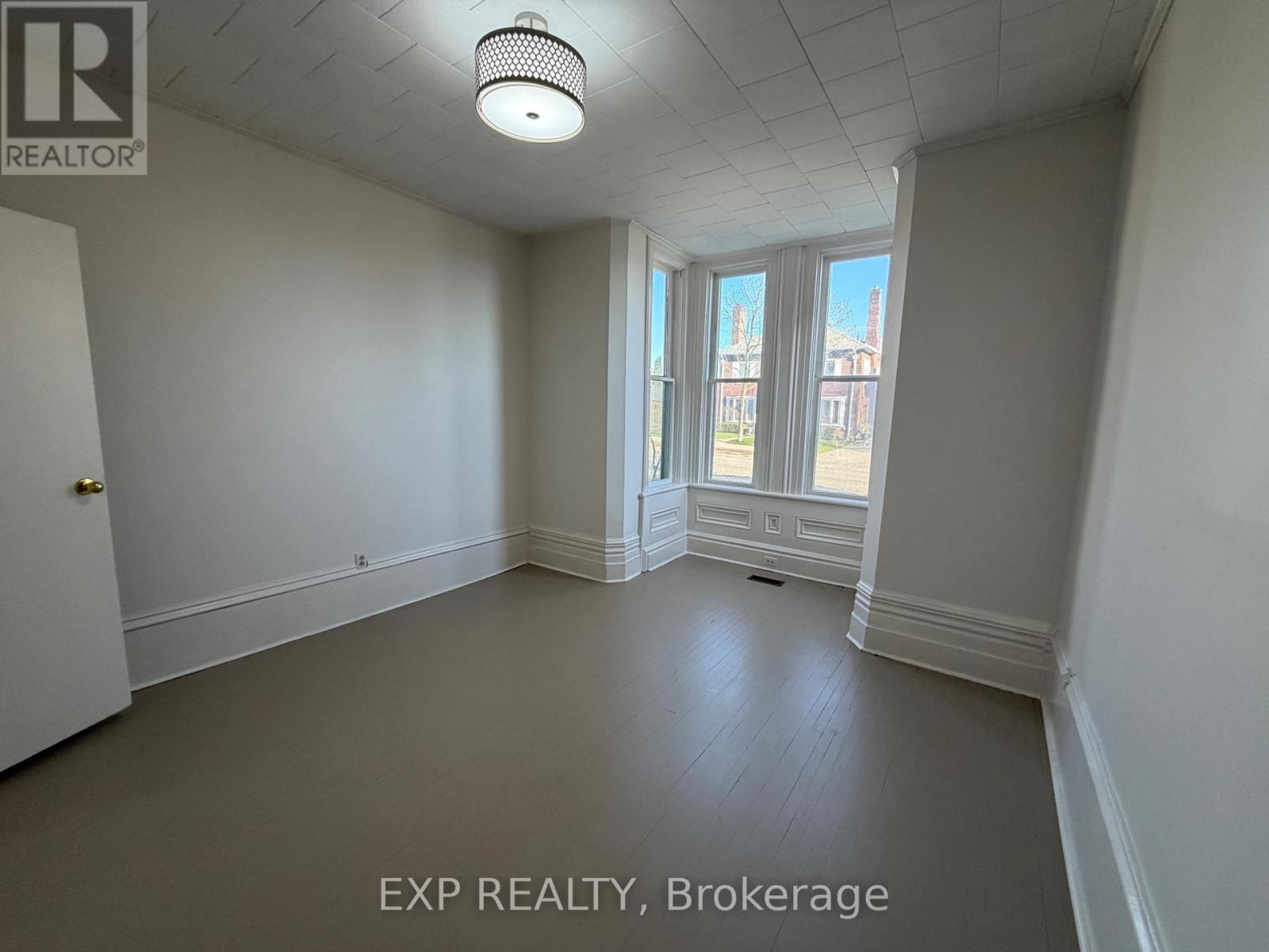 Main - 30 First Avenue, Orangeville, Ontario  L9W 1H8 - Photo 8 - W13047768