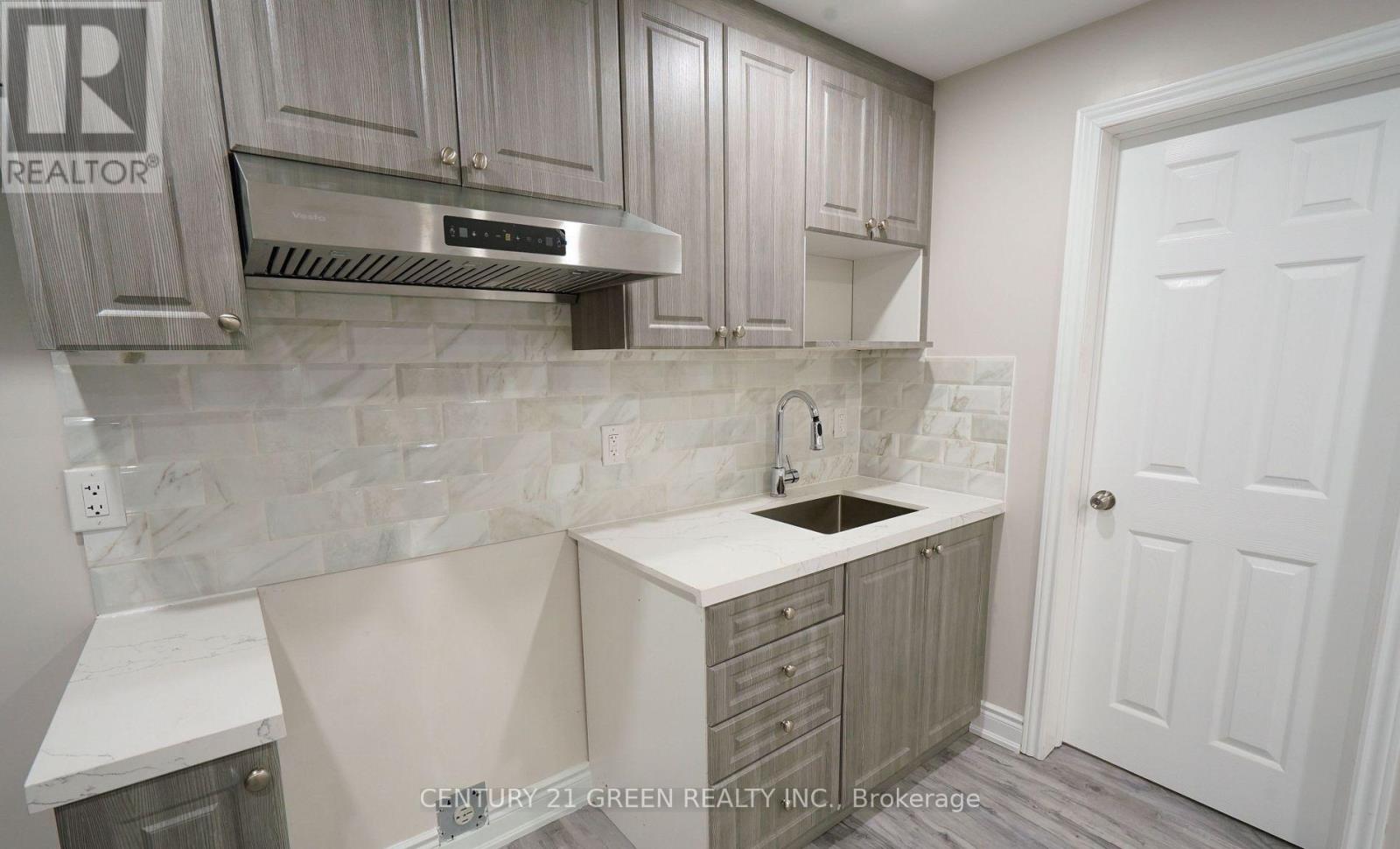 Bsmt - 123 Kingswood Drive, Brampton, Ontario  L6V 2X5 - Photo 6 - W13047824