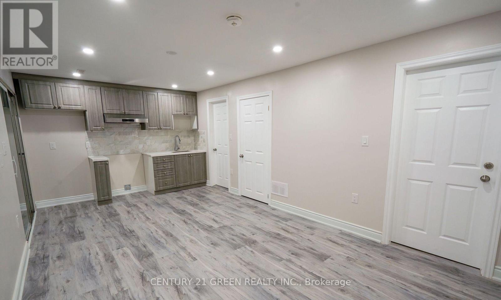 Bsmt - 123 Kingswood Drive, Brampton, Ontario  L6V 2X5 - Photo 9 - W13047824