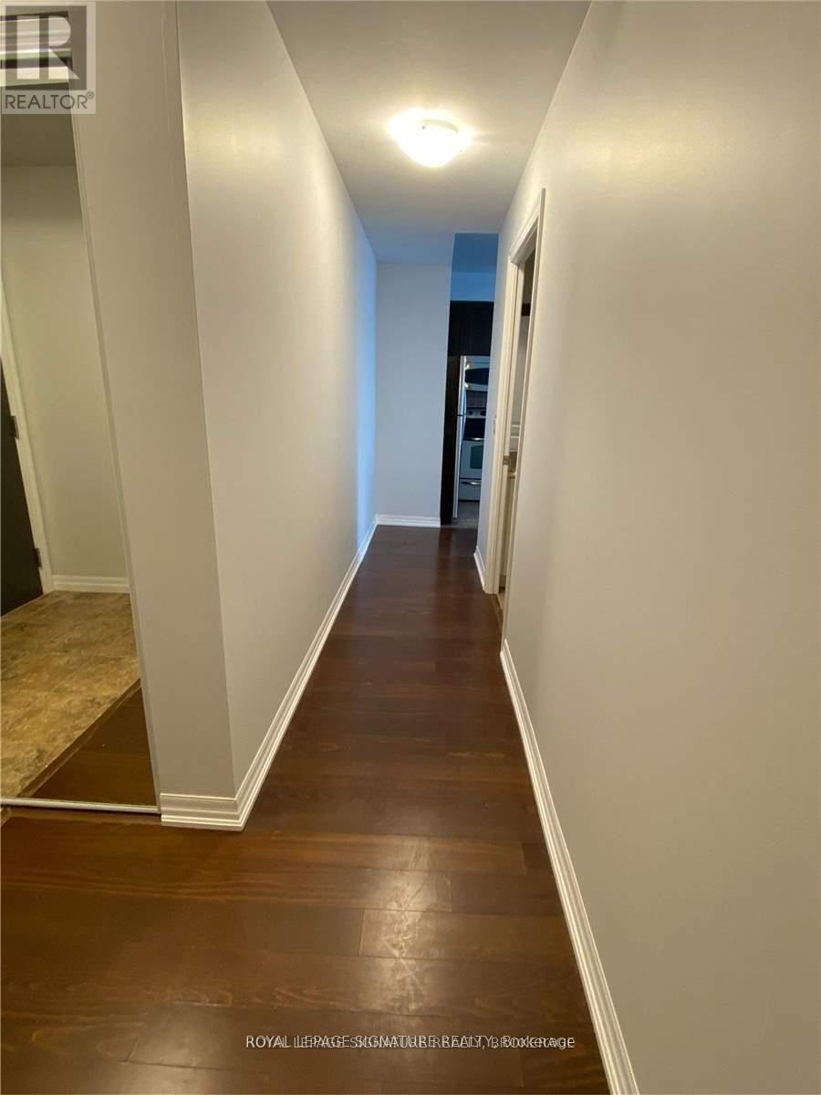 2205 - 223 Webb Drive, Mississauga, Ontario  L5B 0E8 - Photo 9 - W13047830