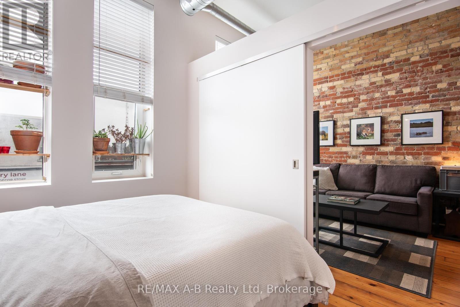 #201 - 66 Wellington Street, Stratford, Ontario  N5A 2L2 - Photo 17 - X13018218