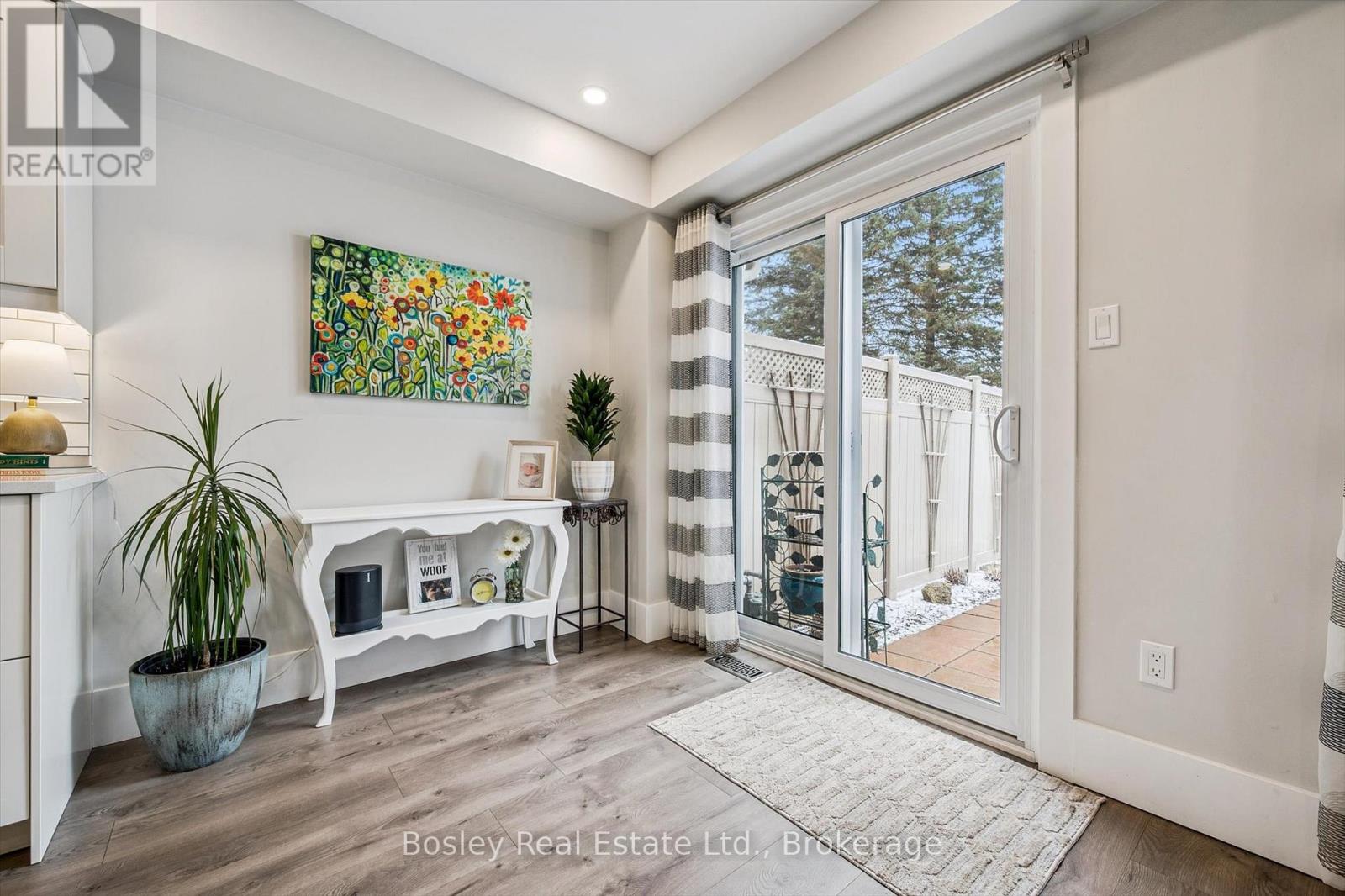 Unit 2 - 39 Ptarmigan Drive, Guelph, Ontario  N1C 1E8 - Photo 15 - X12917888
