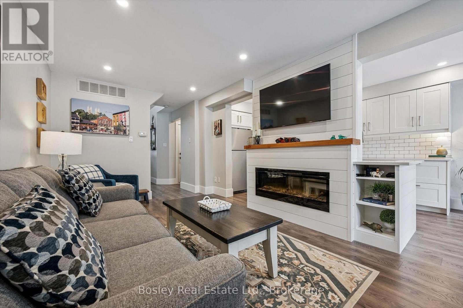 Unit 2 - 39 Ptarmigan Drive, Guelph, Ontario  N1C 1E8 - Photo 13 - X12917888