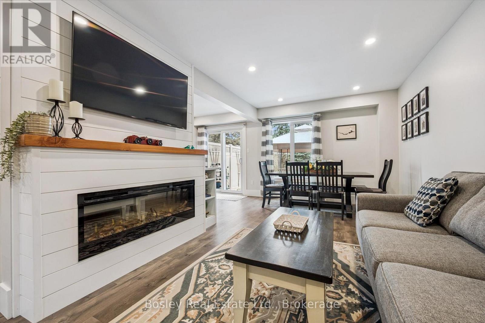 Unit 2 - 39 Ptarmigan Drive, Guelph, Ontario  N1C 1E8 - Photo 10 - X12917888