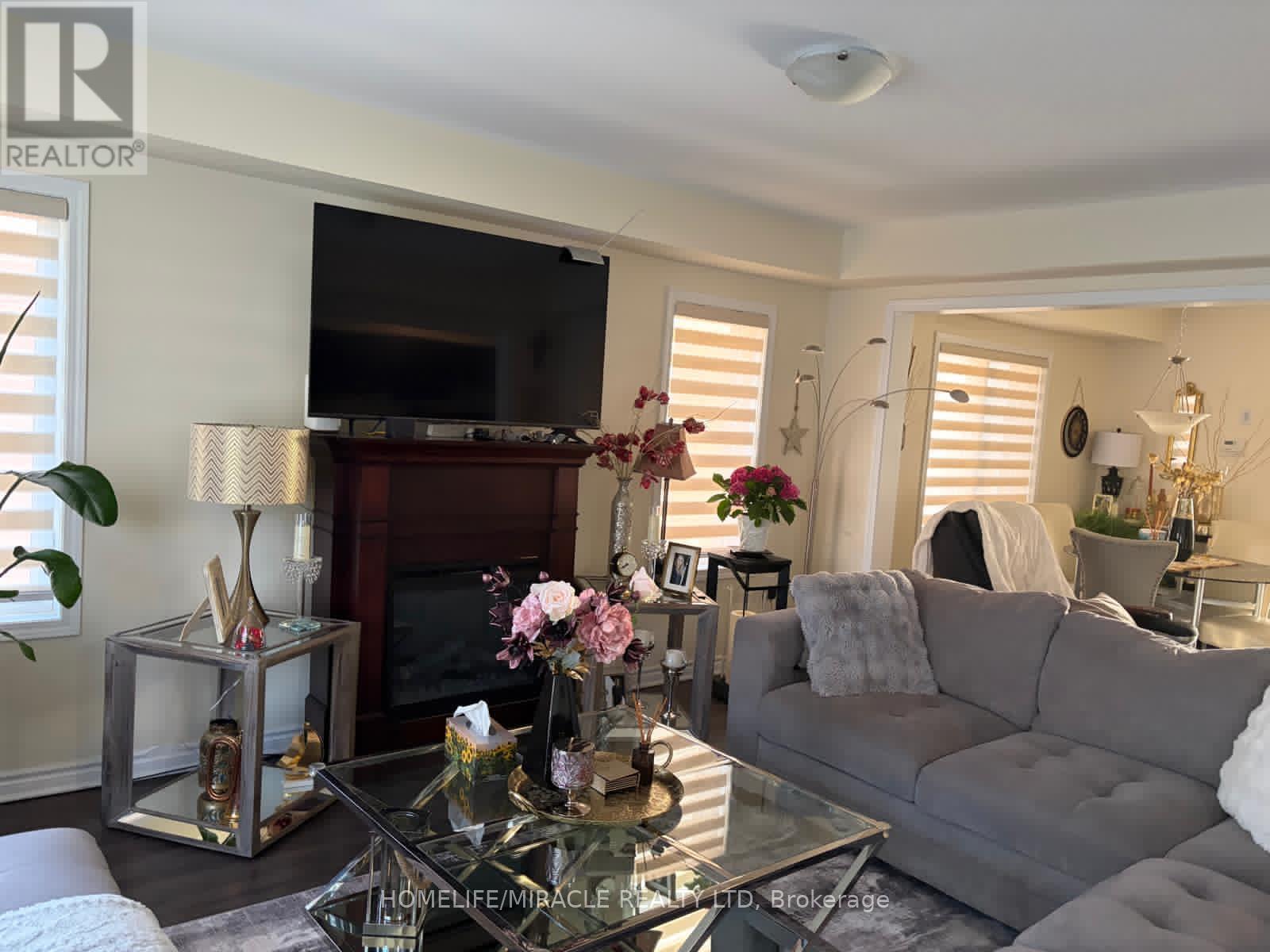 96 Watermill Street, Kitchener, Ontario  N2P 0H3 - Photo 3 - X13047736