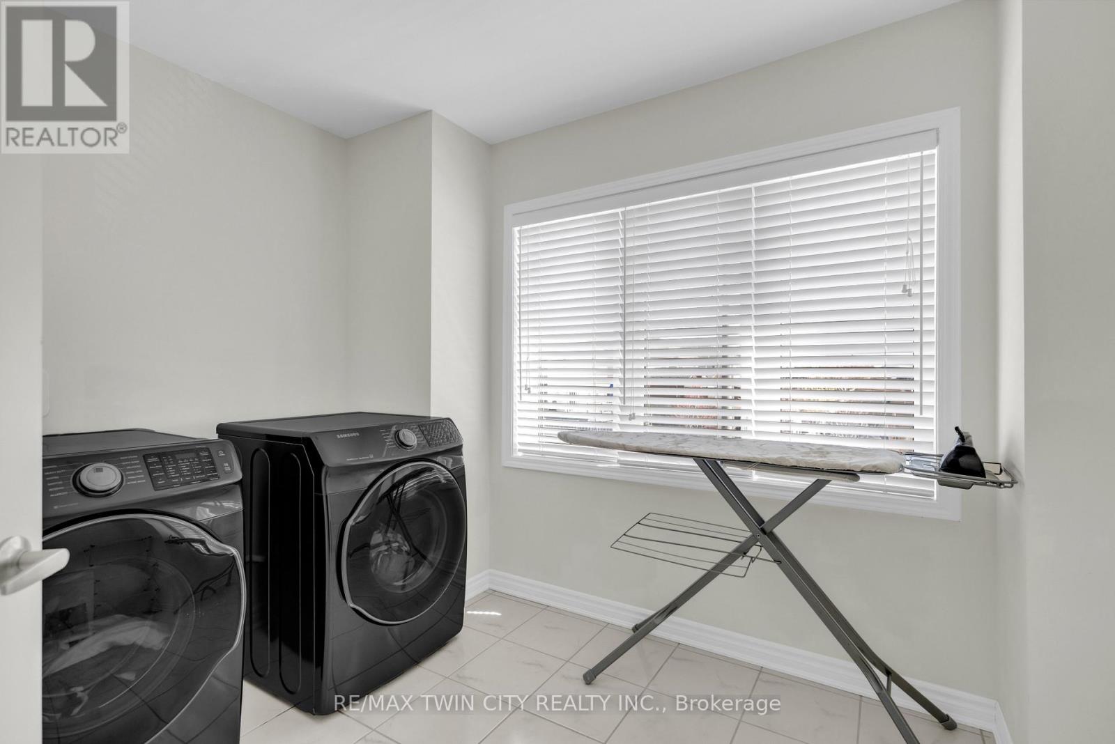 661 Doon South Drive, Kitchener, Ontario  N2P 0H5 - Photo 17 - X13047802