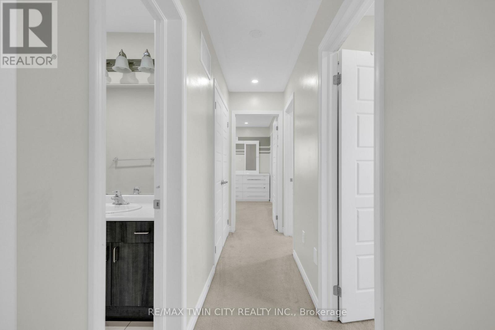 661 Doon South Drive, Kitchener, Ontario  N2P 0H5 - Photo 20 - X13047802