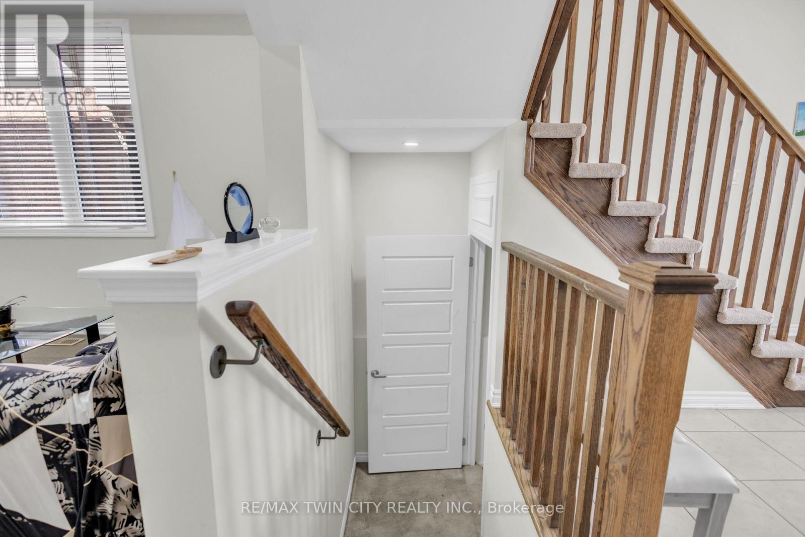 661 Doon South Drive, Kitchener, Ontario  N2P 0H5 - Photo 31 - X13047802