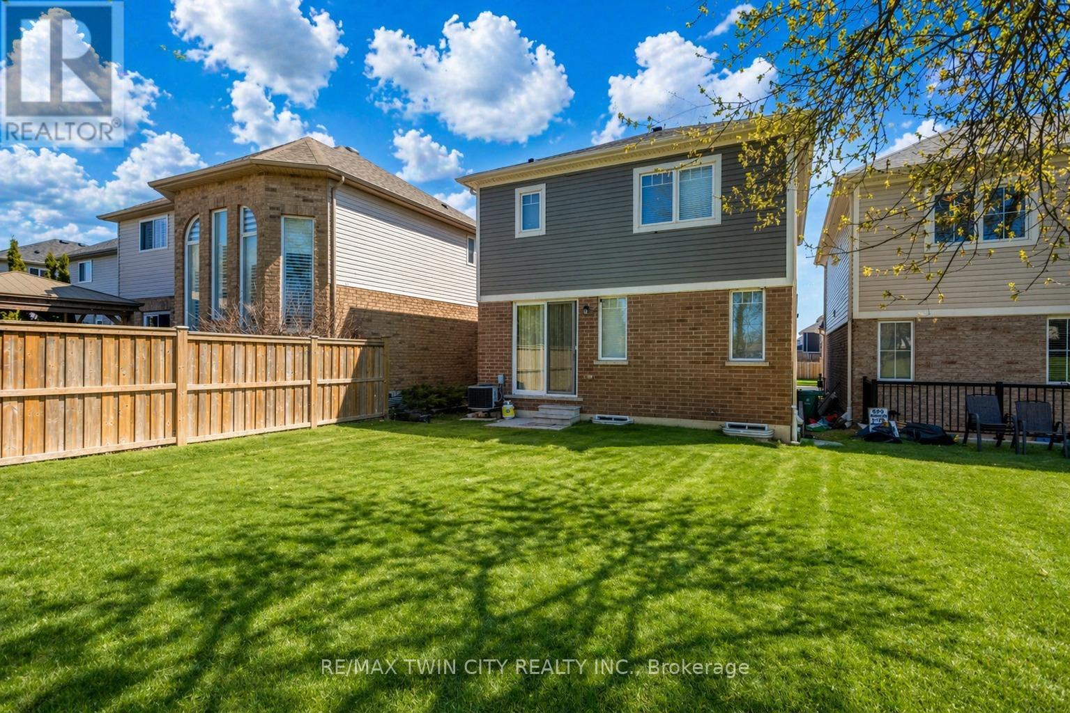 661 Doon South Drive, Kitchener, Ontario  N2P 0H5 - Photo 34 - X13047802