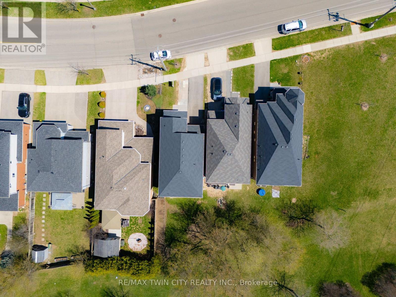 661 Doon South Drive, Kitchener, Ontario  N2P 0H5 - Photo 39 - X13047802