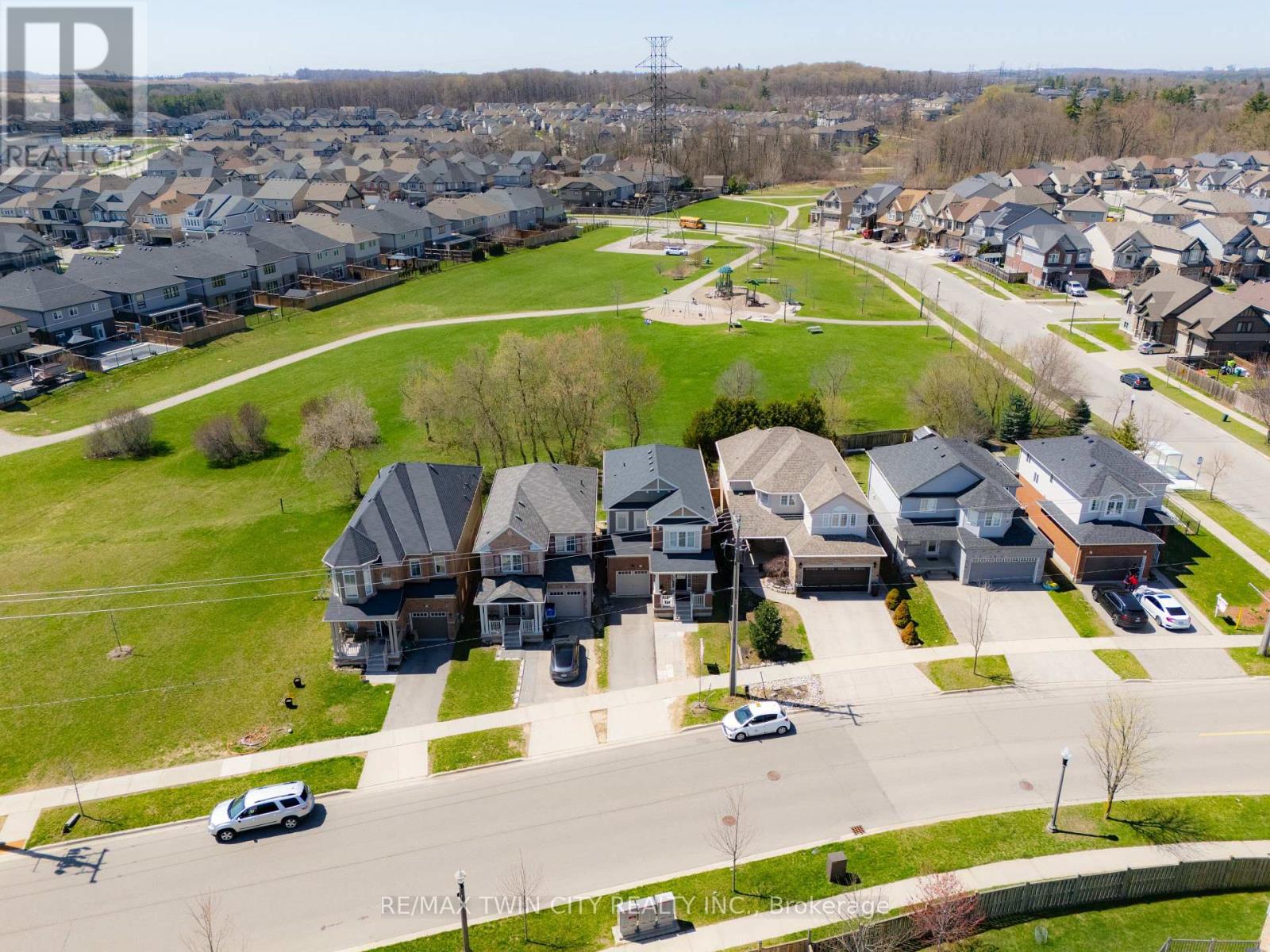 661 Doon South Drive, Kitchener, Ontario  N2P 0H5 - Photo 44 - X13047802