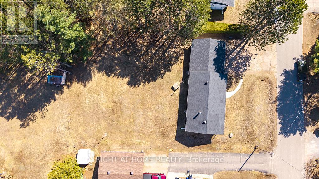 28 Jackpine Street, Madawaska Valley, Ontario  K0J 1B0 - Photo 18 - X12630234