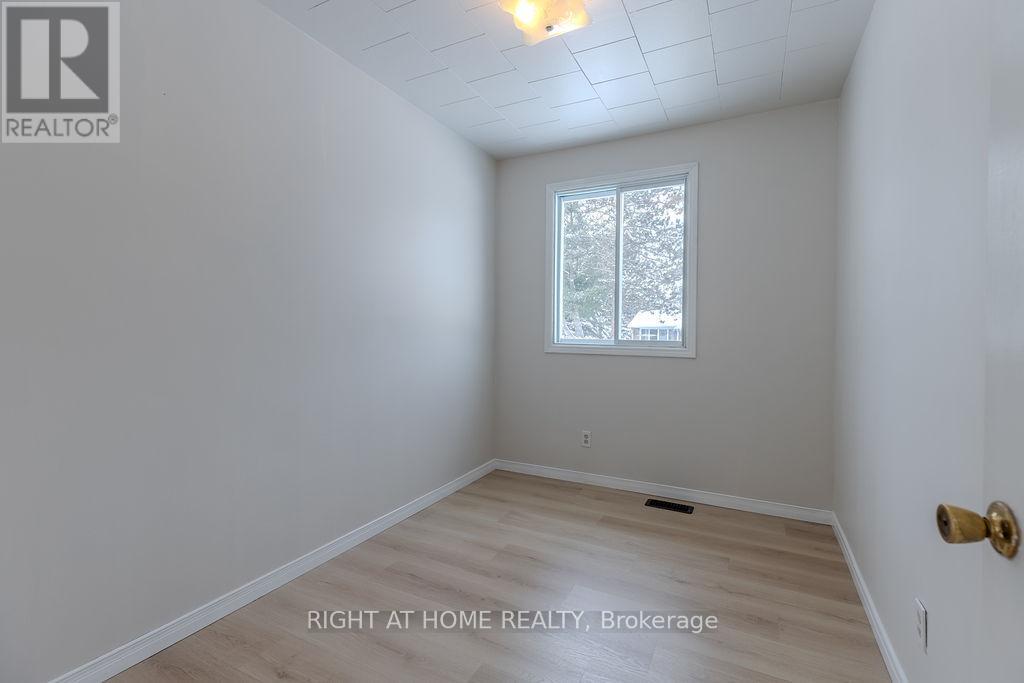 28 Jackpine Street, Madawaska Valley, Ontario  K0J 1B0 - Photo 25 - X12630234