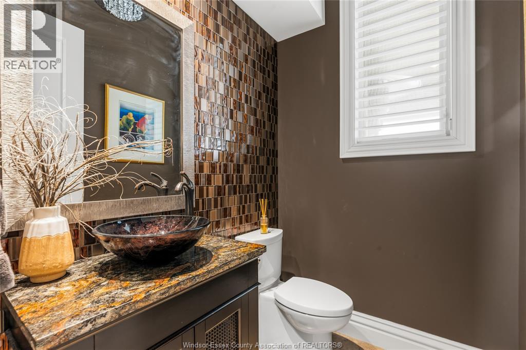 12082 & 12078 Riverside Drive East, Tecumseh, Ontario  N8P 1A9 - Photo 11 - 26009200